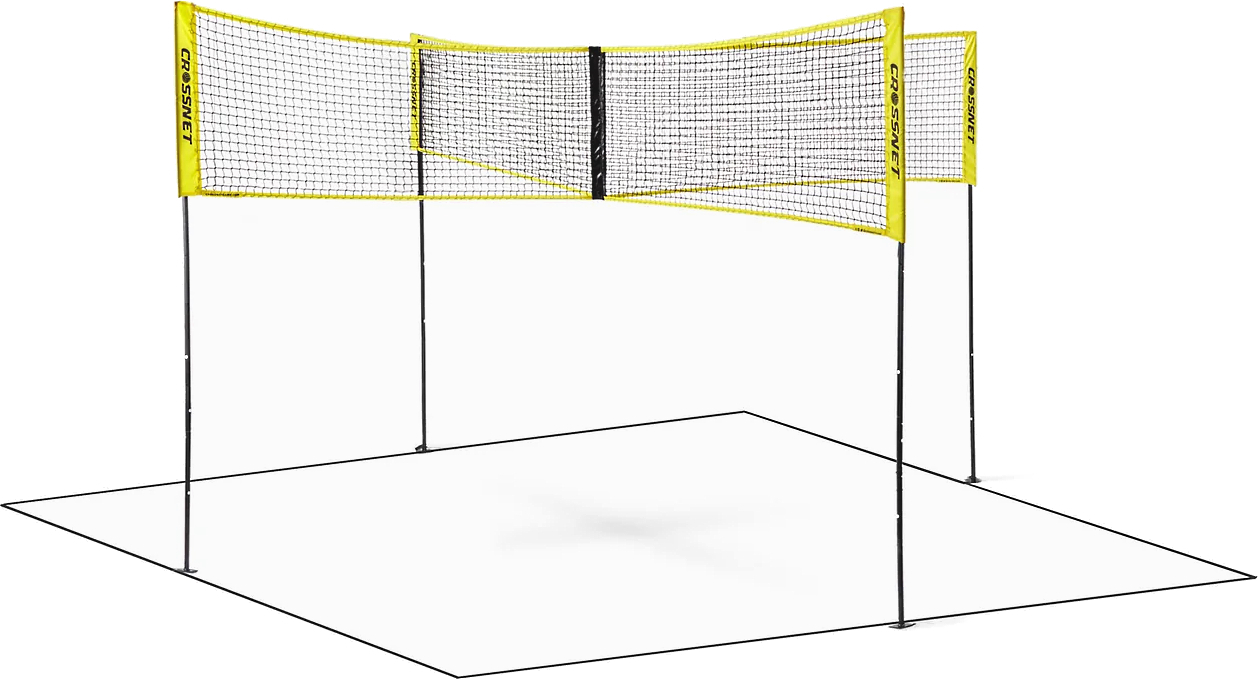 Un filet de volleyball Crossnet jaune, adapté aux matchs à quatre joueurs, installé sur un terrain carré.