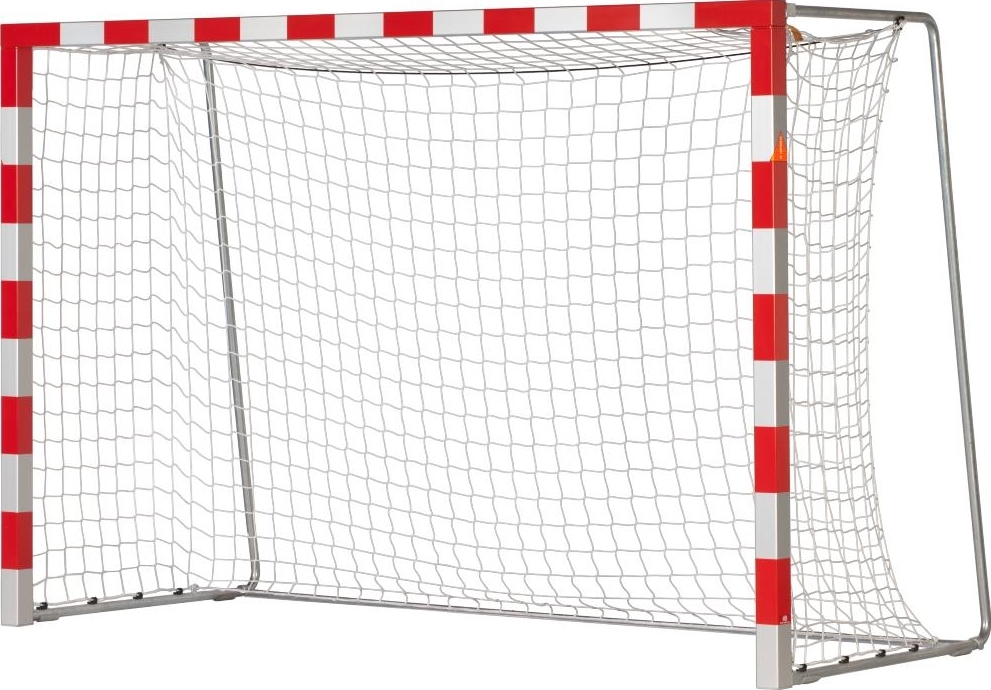 Ein stabiles Handballtor mit rot-weißer Markierung und einem befestigten Netz, ideal für Sporthallen und Spielfelder.