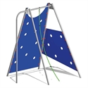 Blau-weiße Kletterwand mit Metallrahmen für den Außenbereich, ideal für Kinder